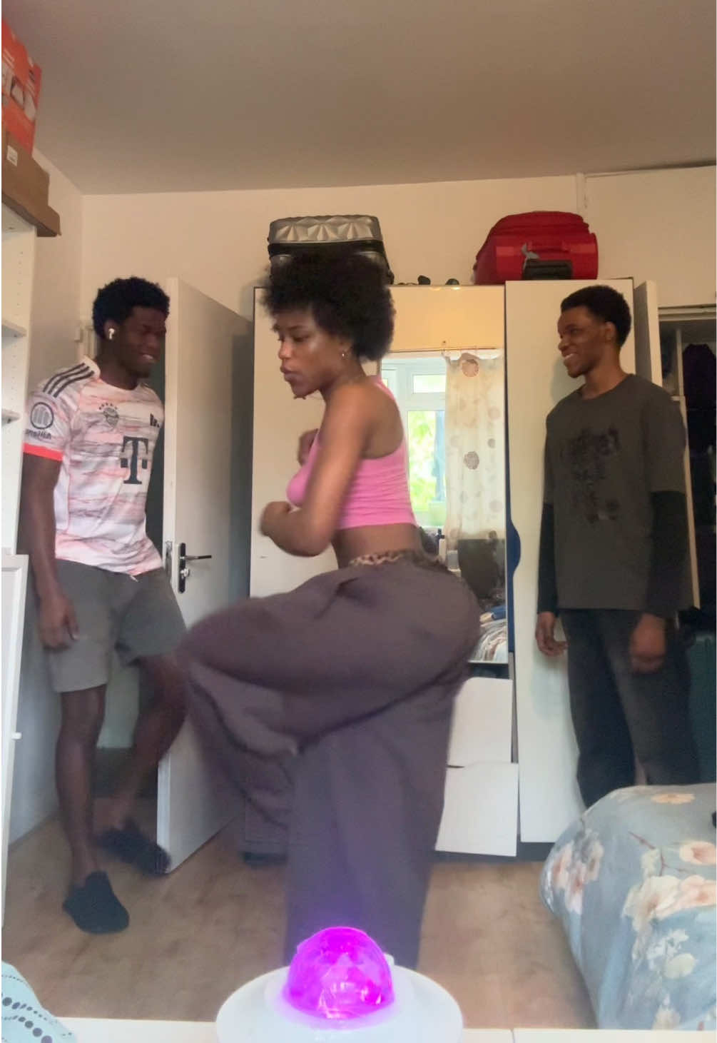 @Wor$tgirlinlondon