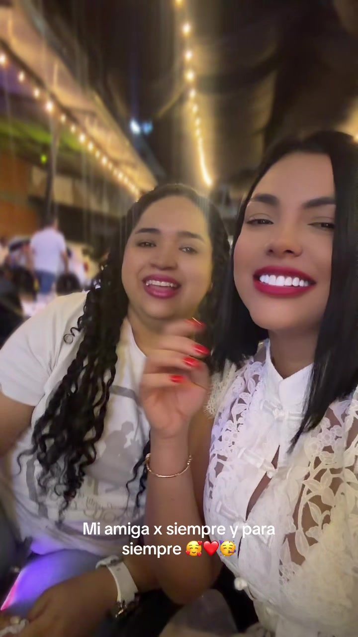 @adrihurtadob