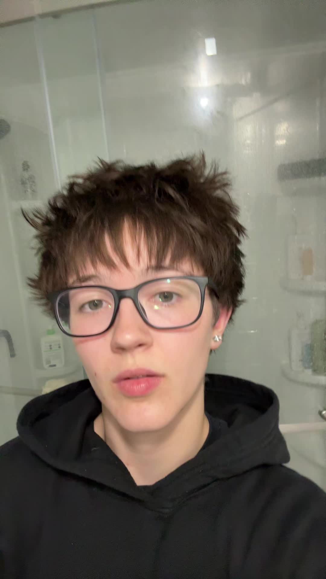 @nichecrin