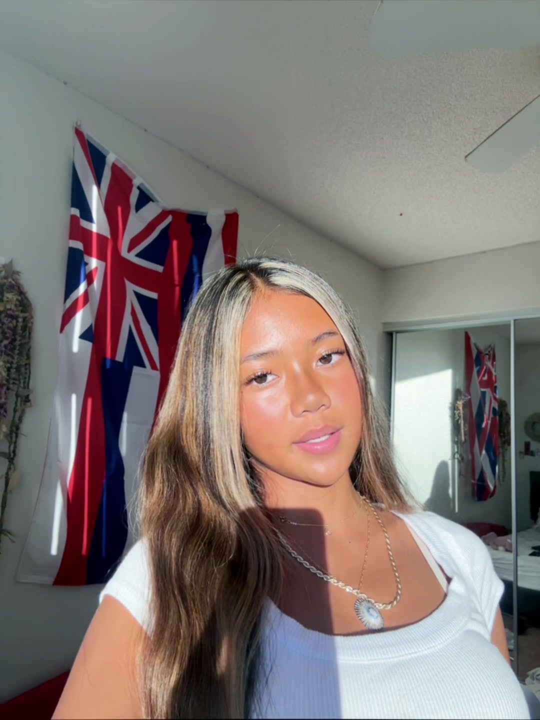 @laakea7248