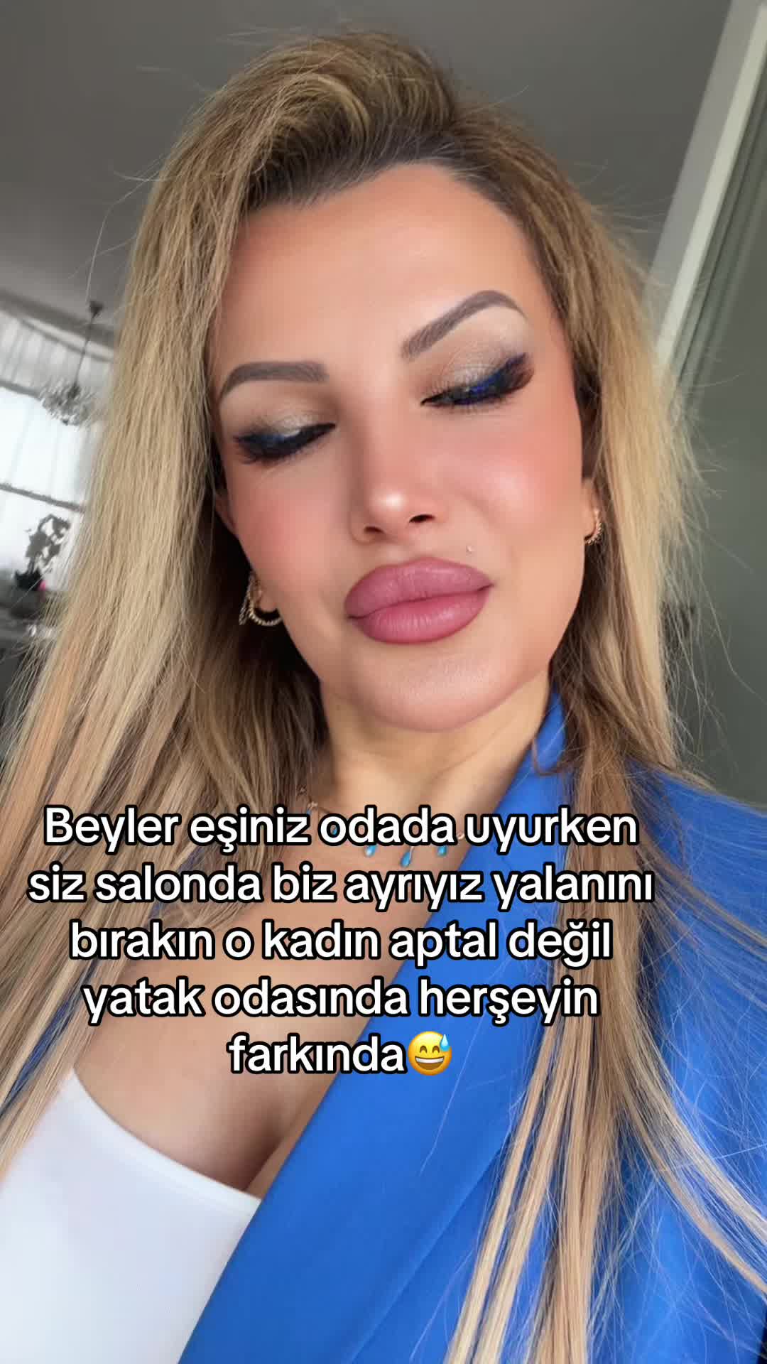 @Emoş💗