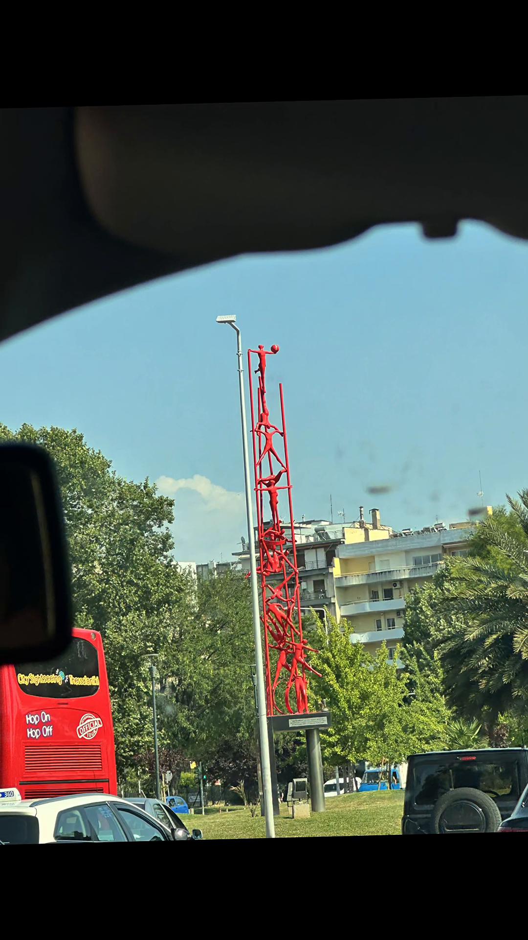 @Лаура 🇦🇱🇧🇬