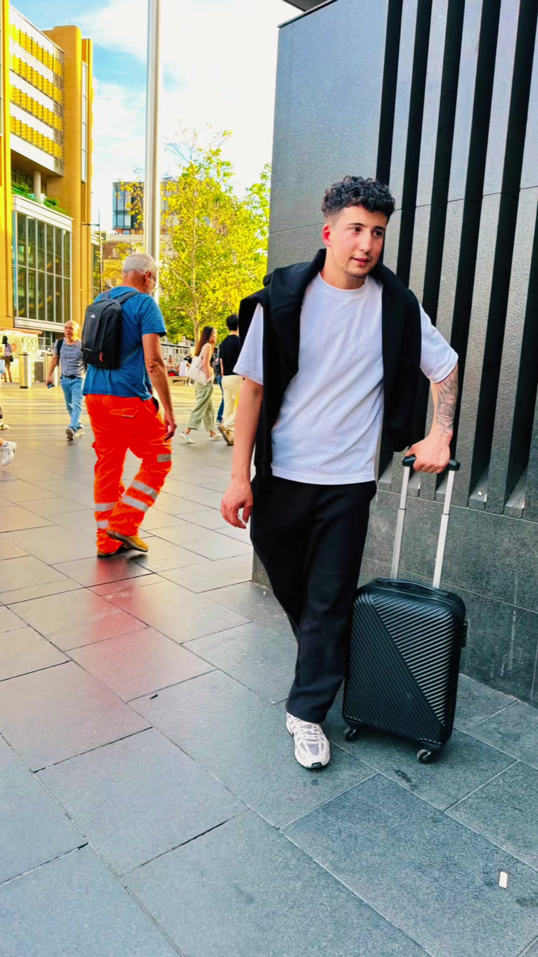 @serkızcay/LONDON