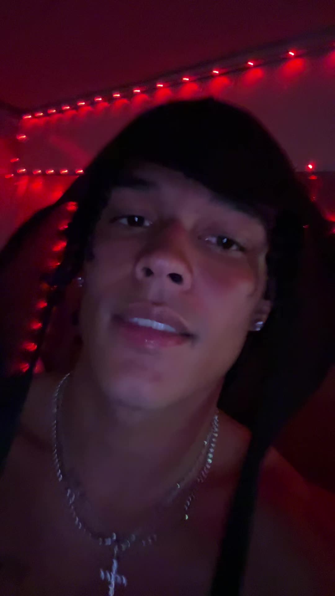 @🖤