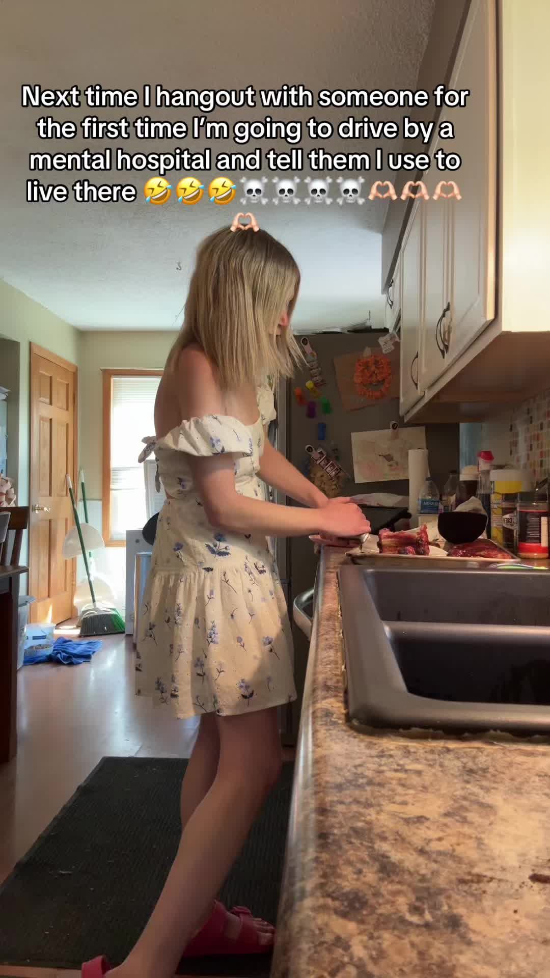 @dumbblondewholovestobake