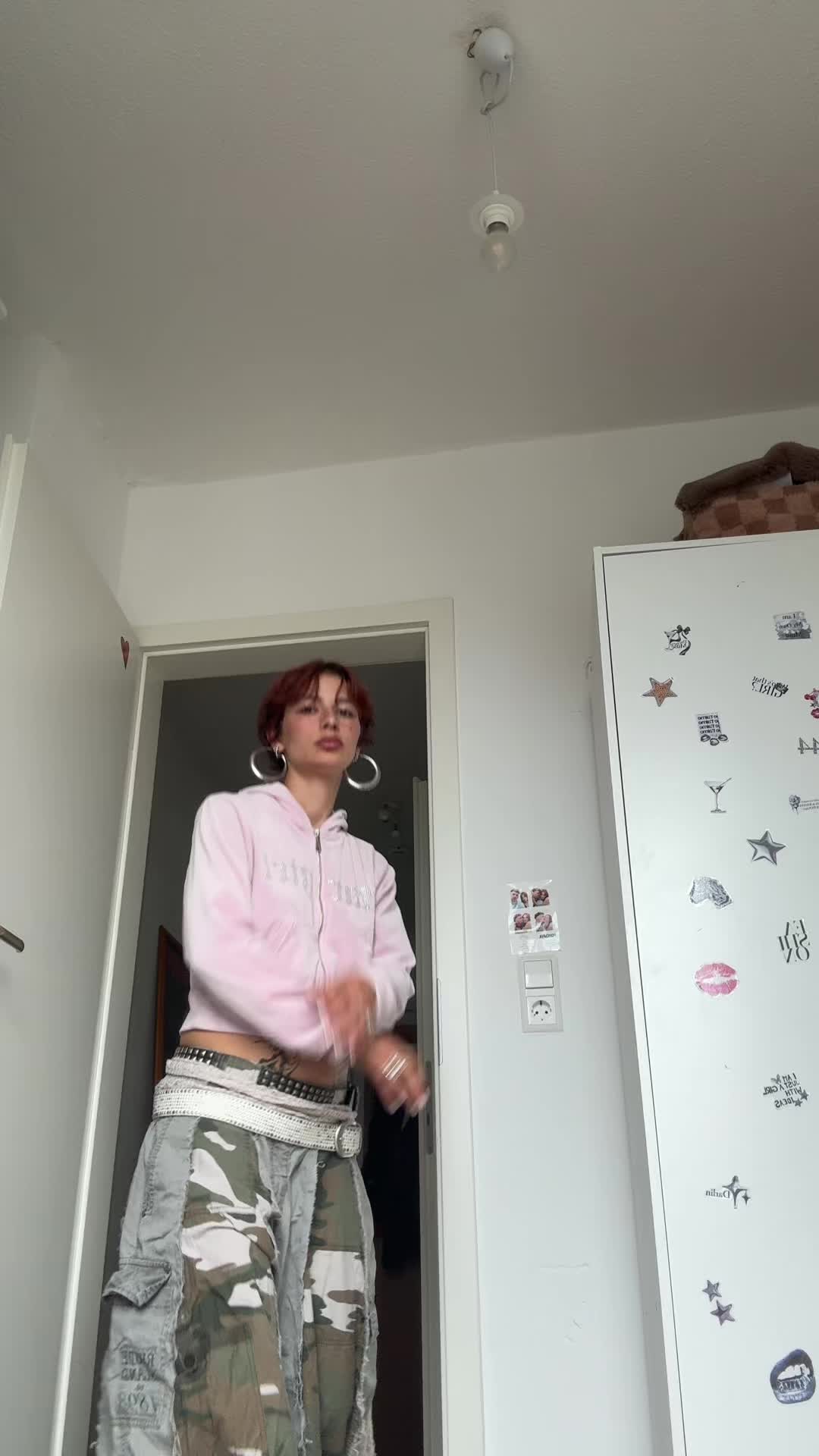 @Emi