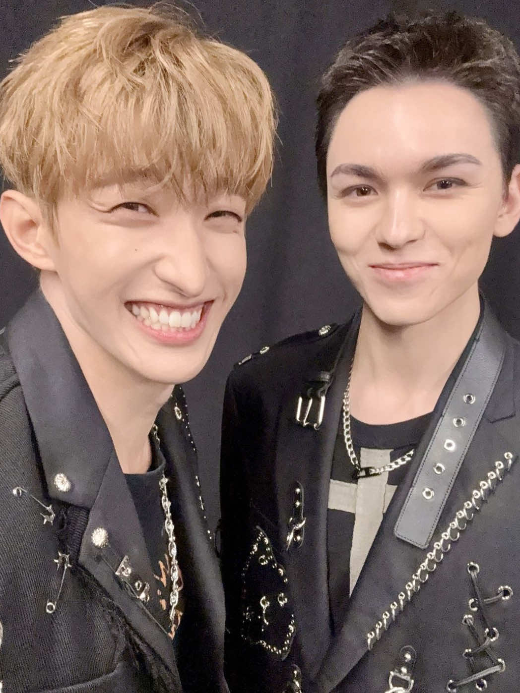 @⁷⟭⟬BTSVT𖧷¹³
