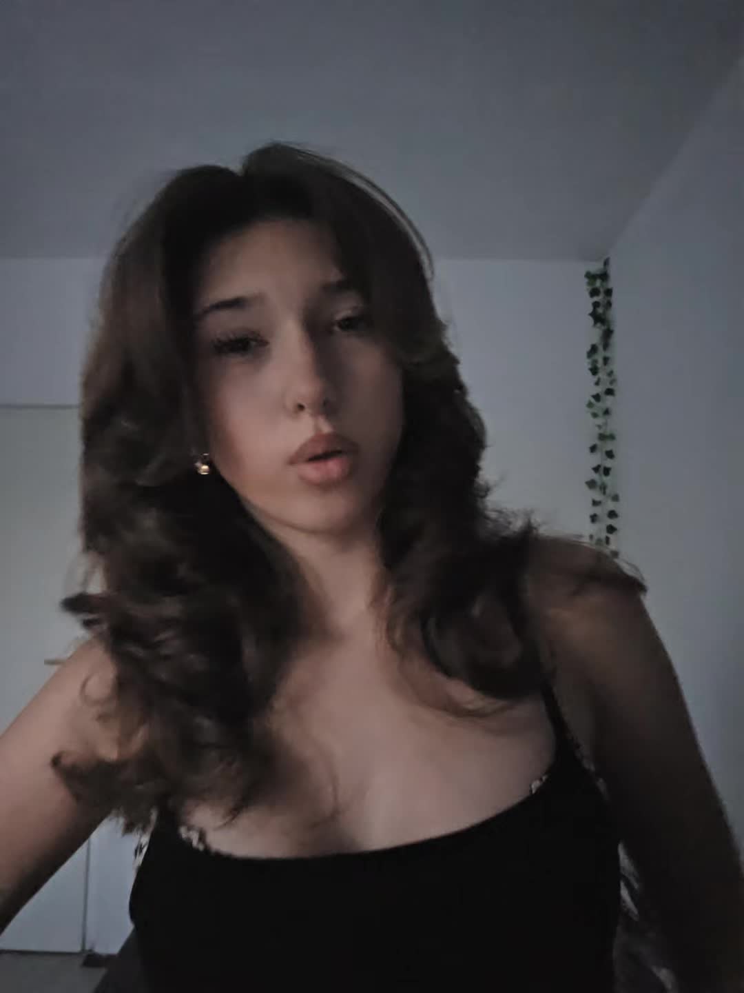 @️