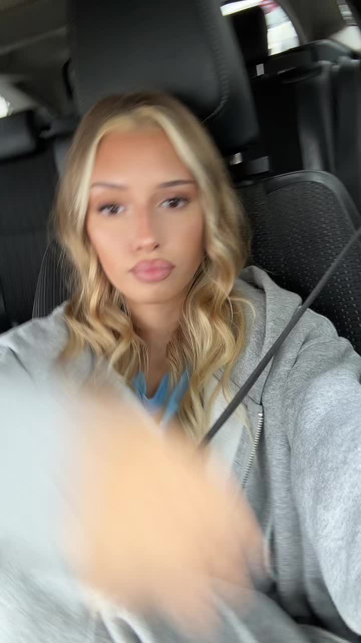 @Paula