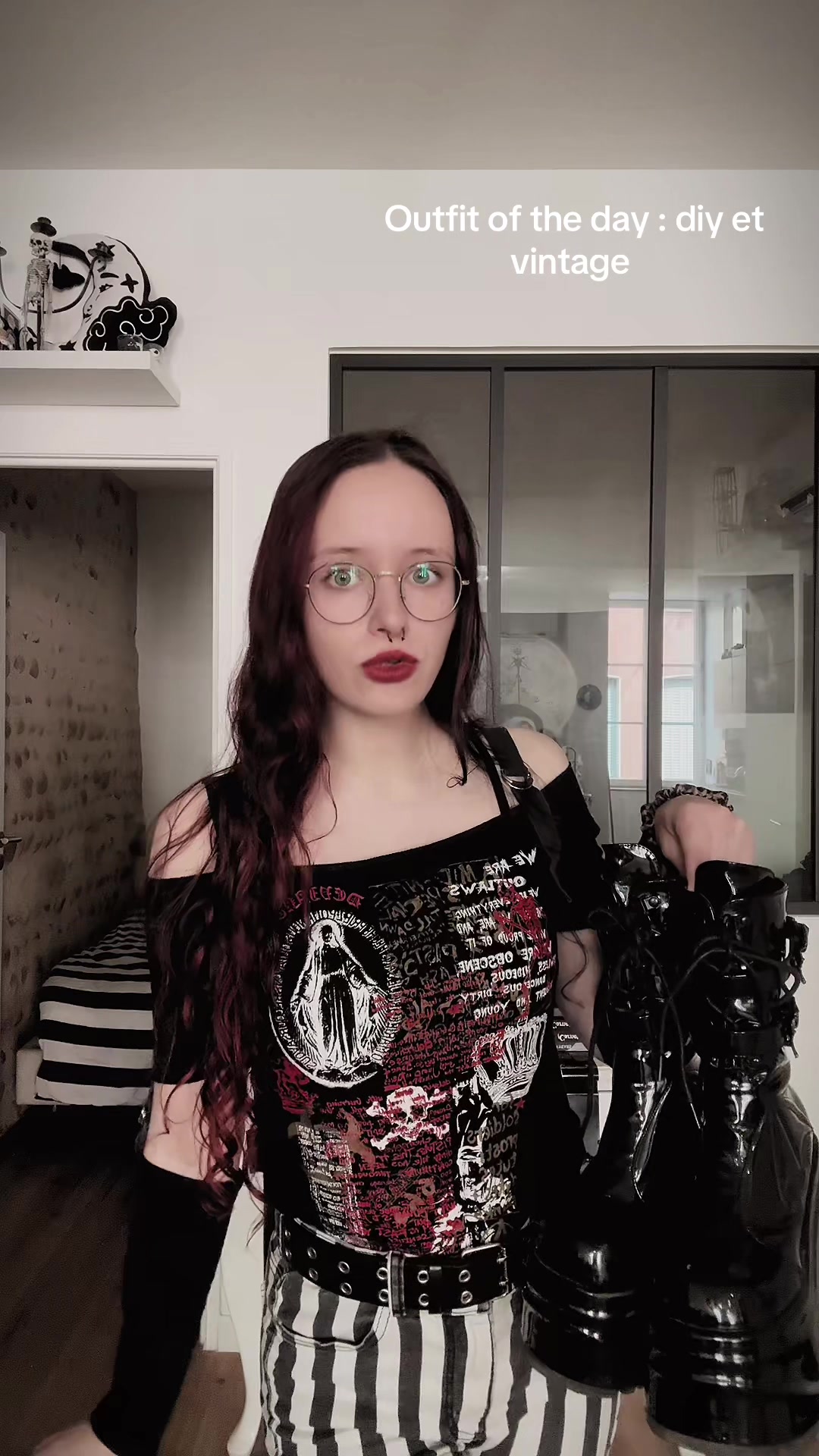 @🦇 𝔐𝔞𝔯𝔦𝔫𝔢 - Goth Girl