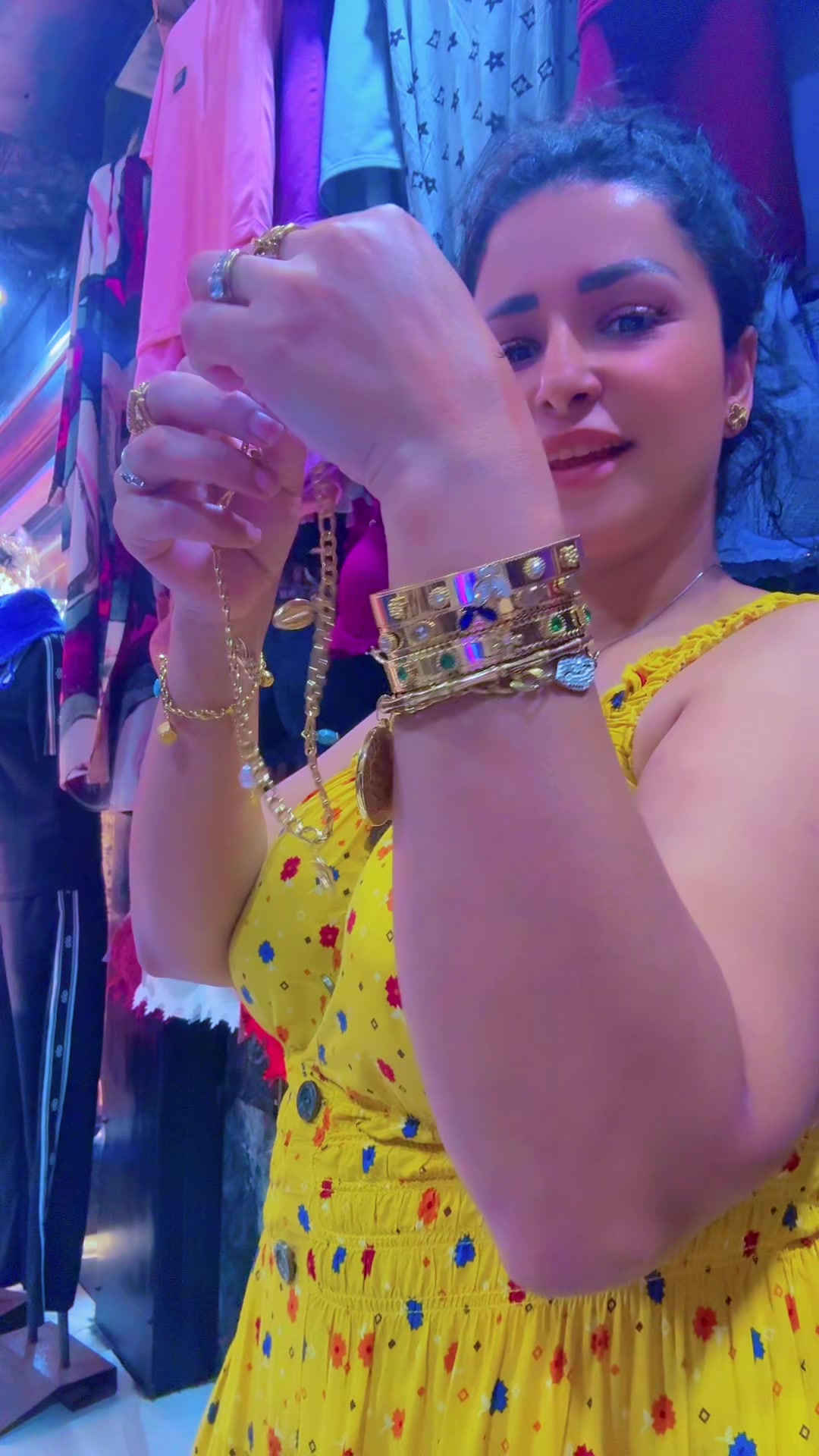 @manina_habibi 35