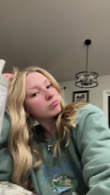 @<3