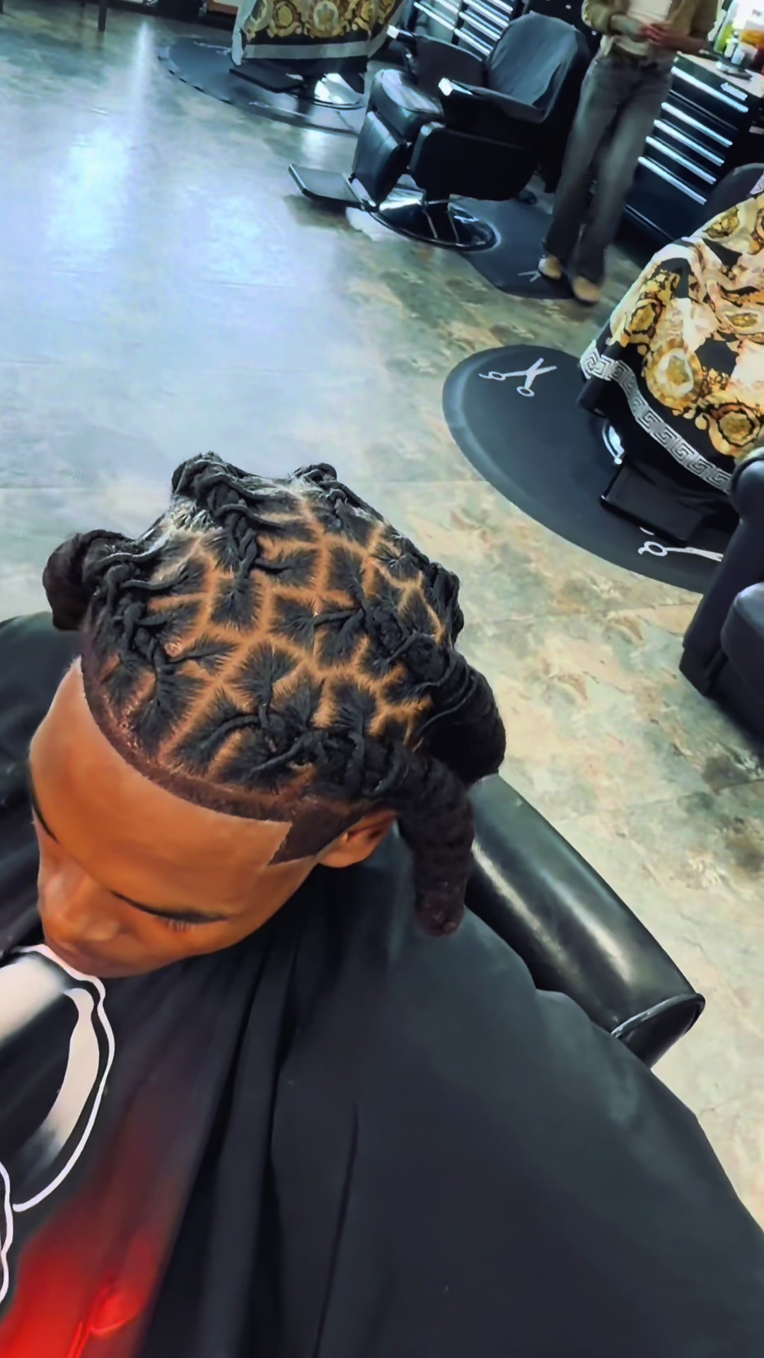 @Flamze The Barber