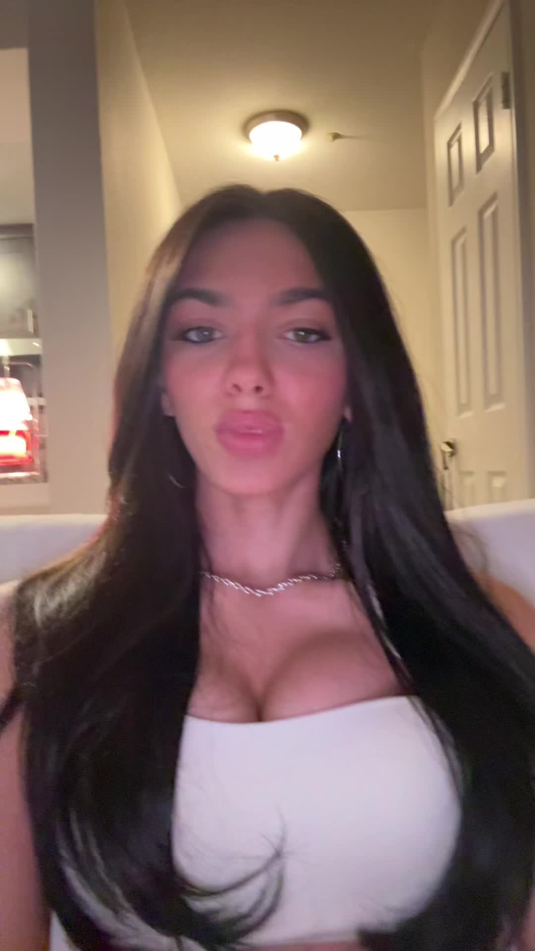 @Nettie Levinya