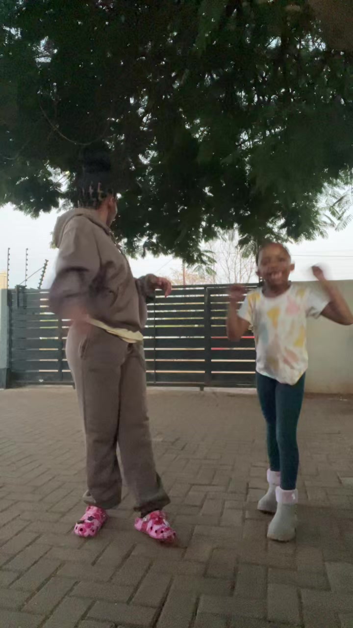 @lebo.molebatsi