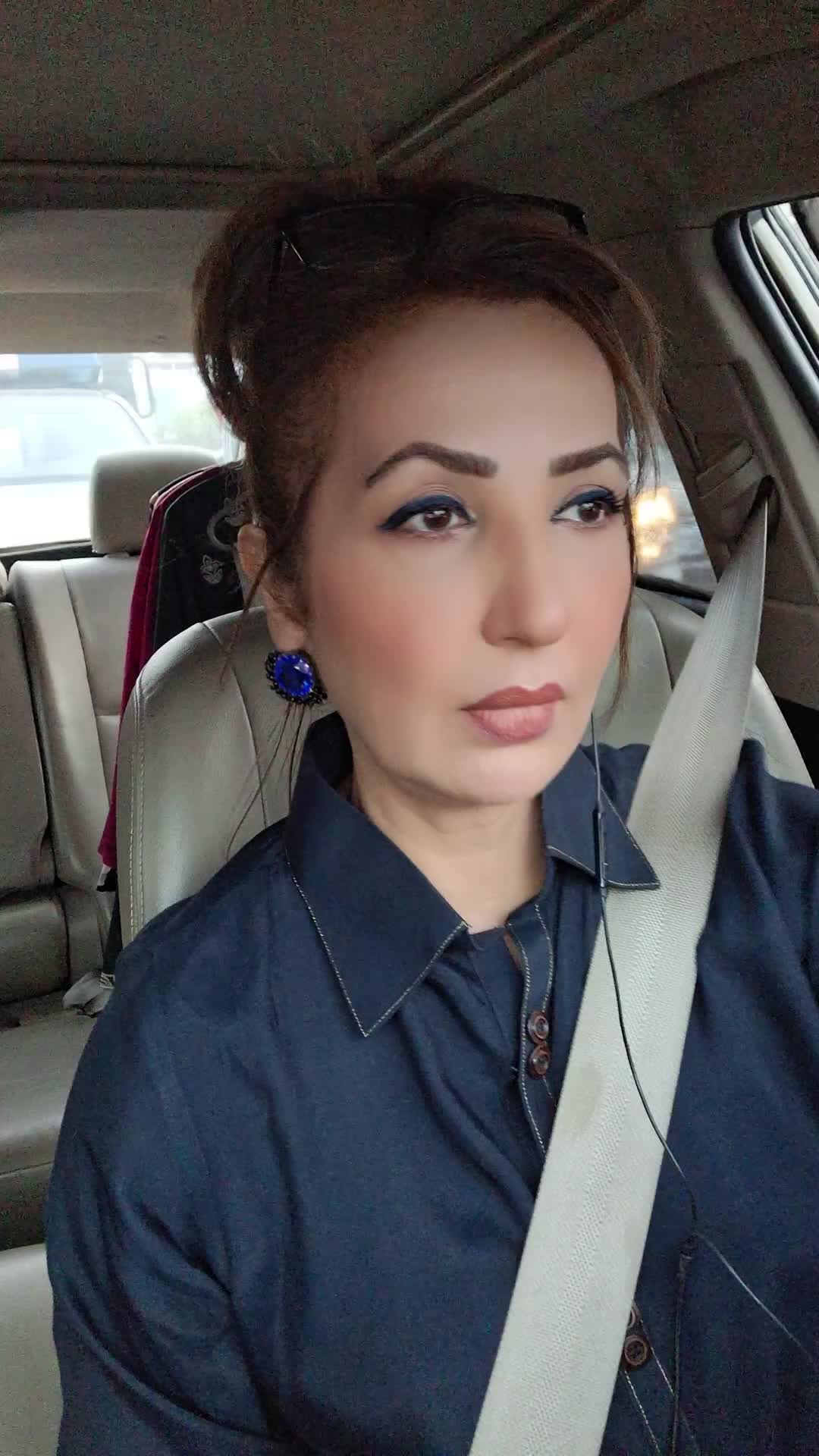 @Sabahat Bukhari✅️