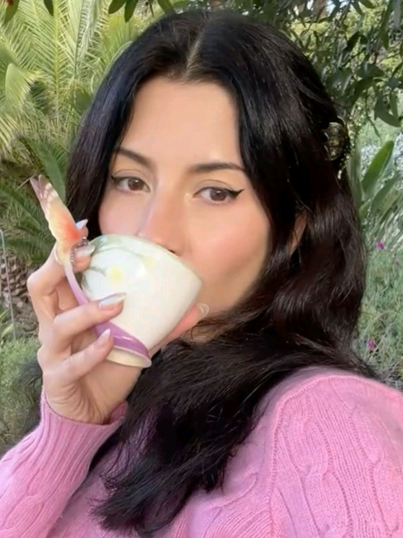 @lonely hearts club
