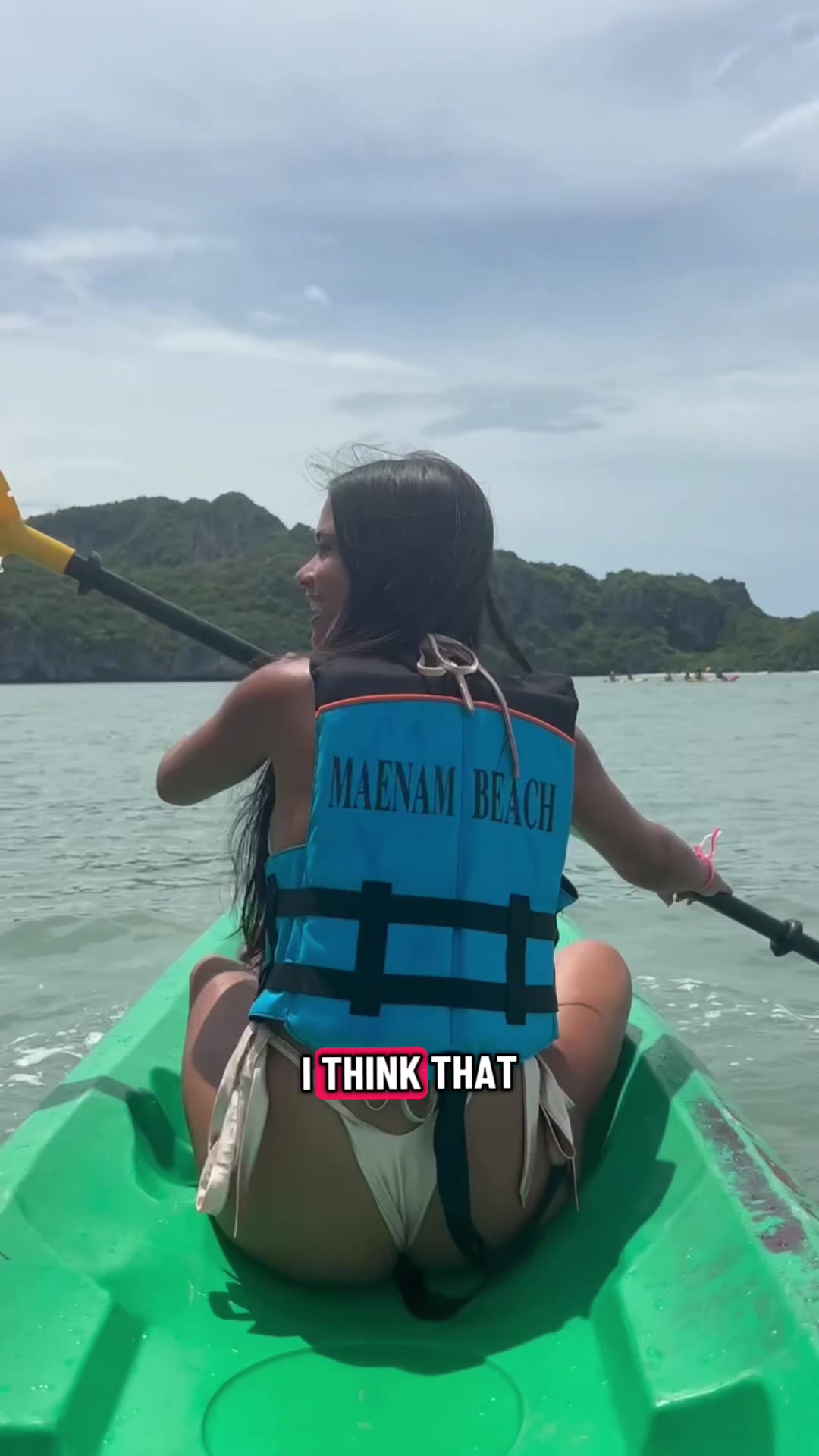 @larafromthailand