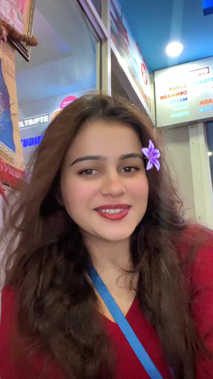 @Deepika❤️🫶🏻