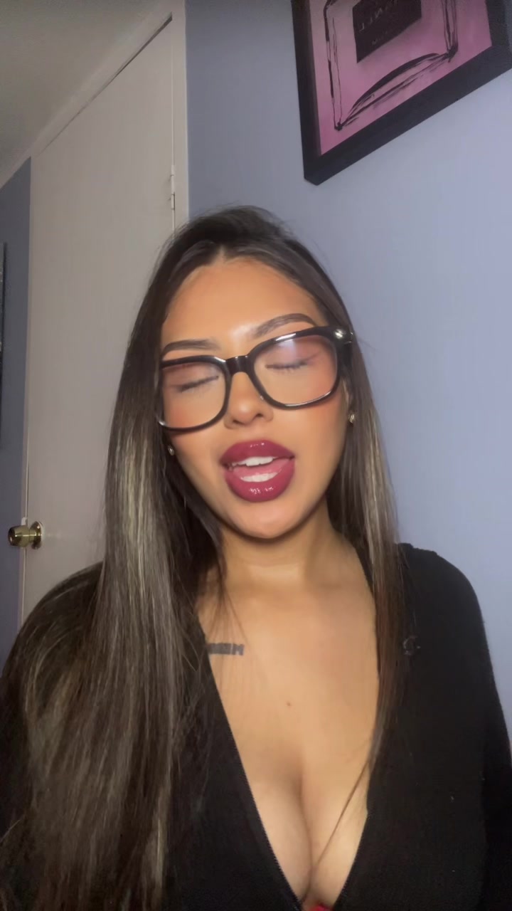 @Adrianna 🦂