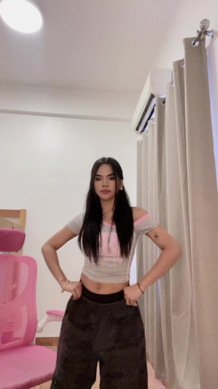 @Nicole