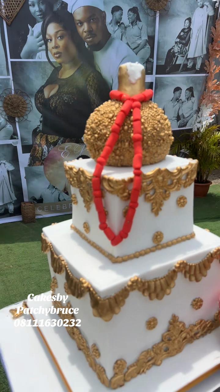 @CAKES IN WARRI DELTA STATE.