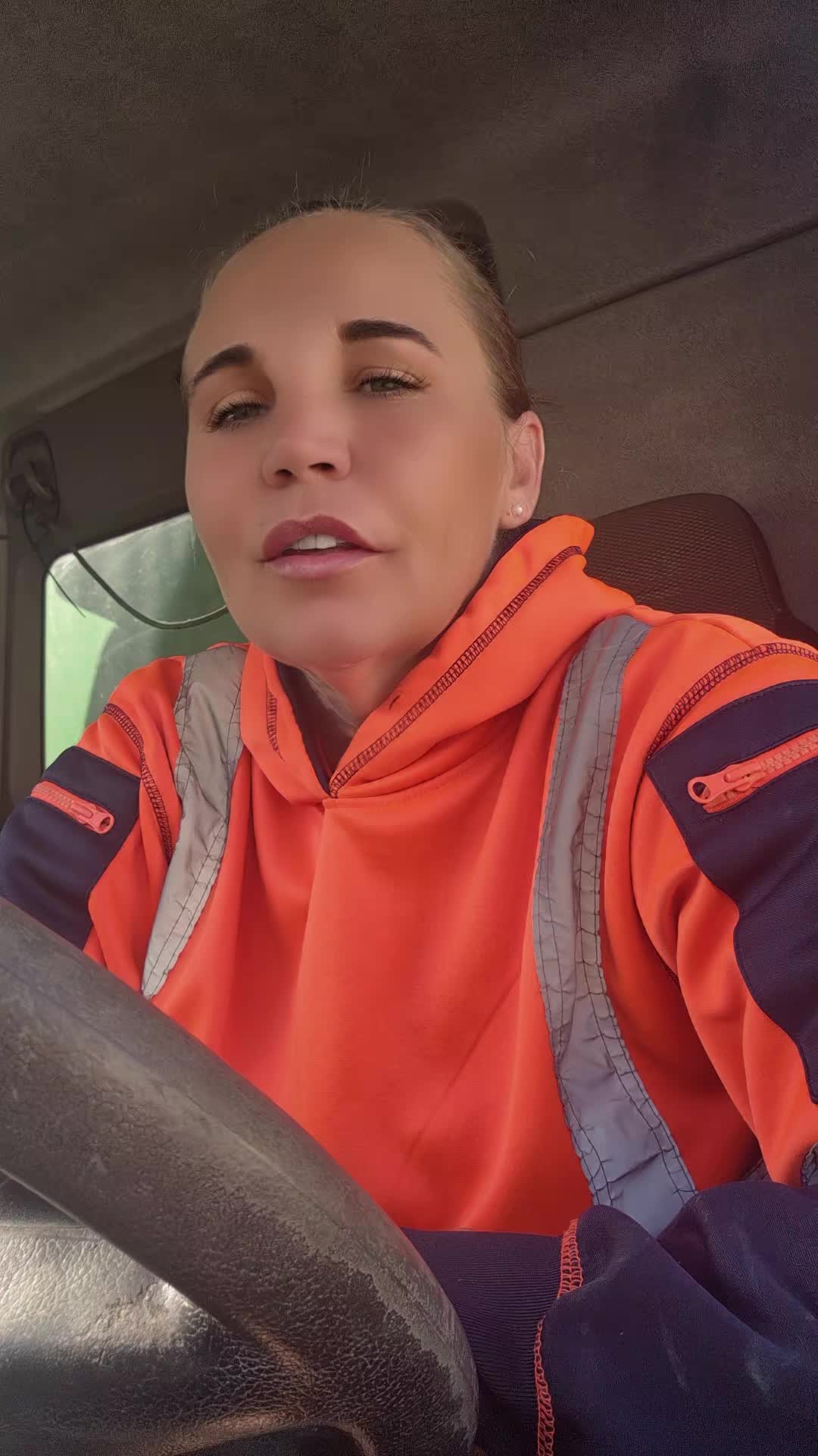 @K9VICKY
