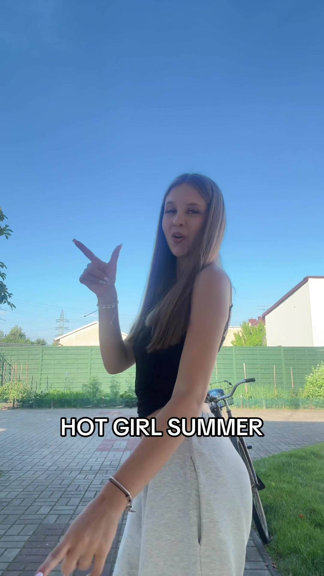 @julia.rosniak