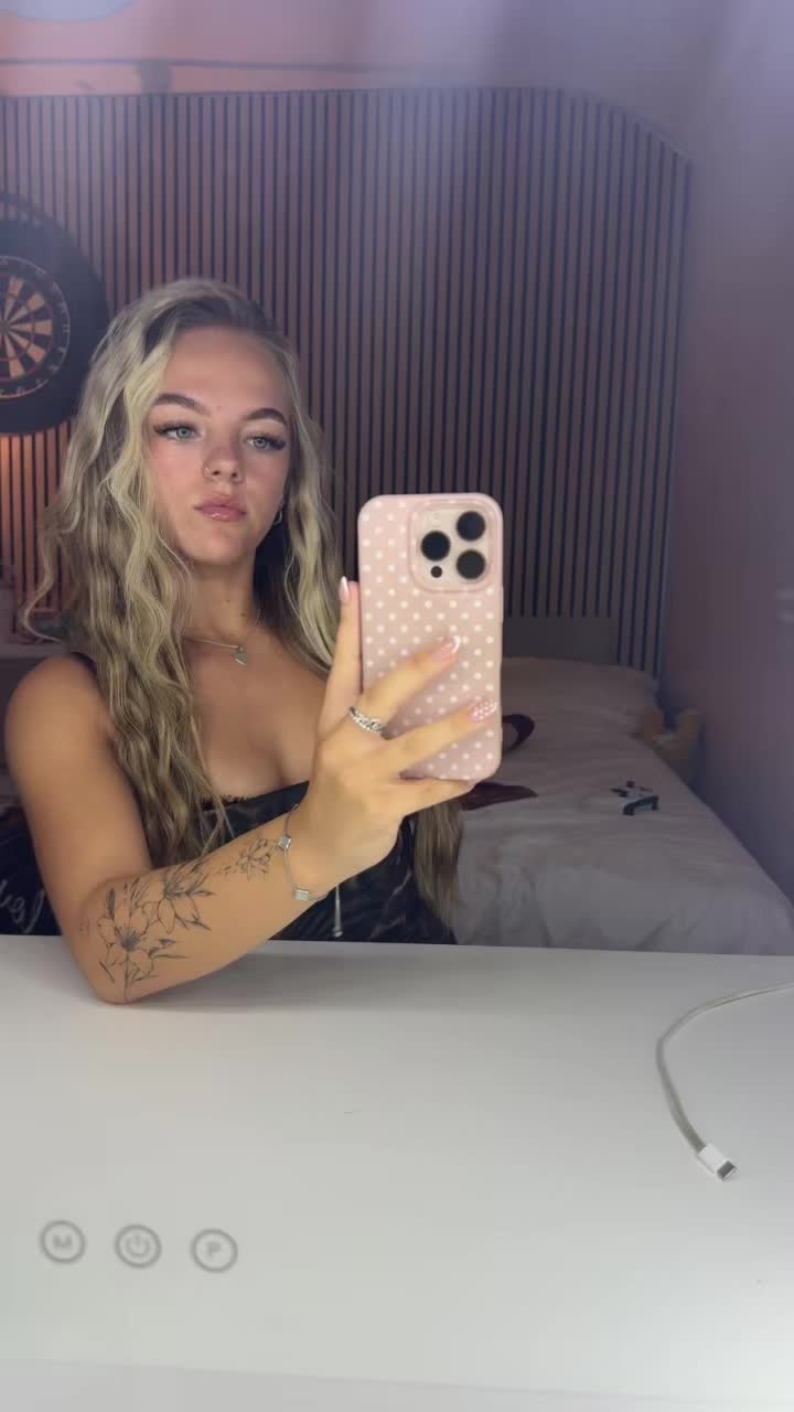@demileigh🍒🕺🪩