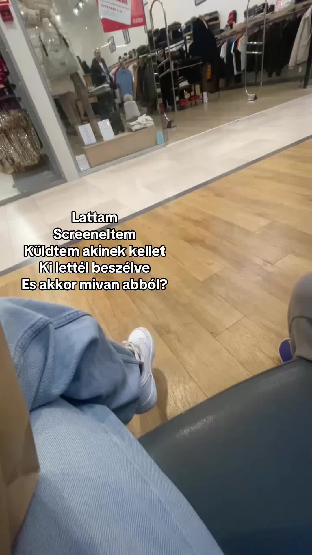 @🦦