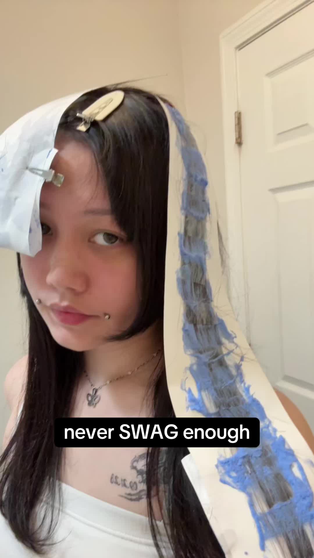 @⃟