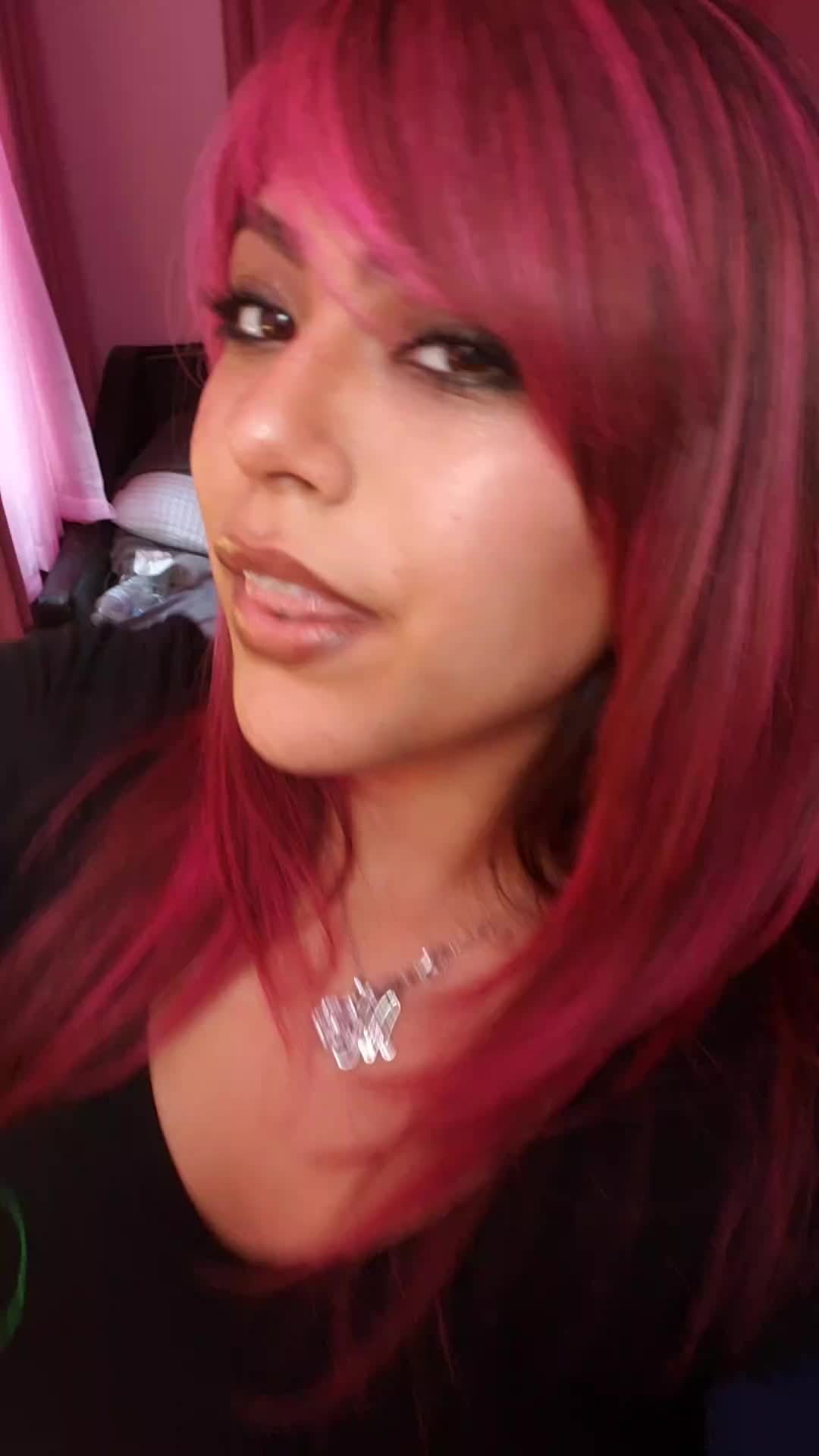 @^^