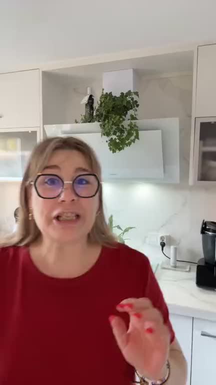 @María Esteve con Thermomix