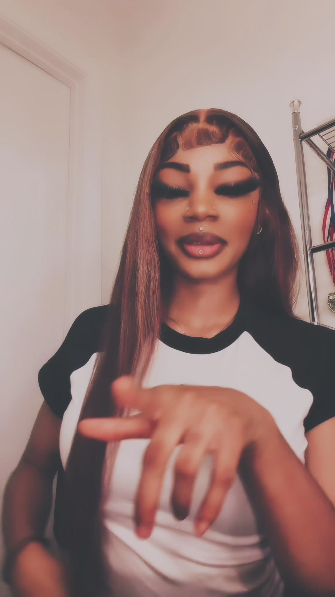 @x.clusiveebratt