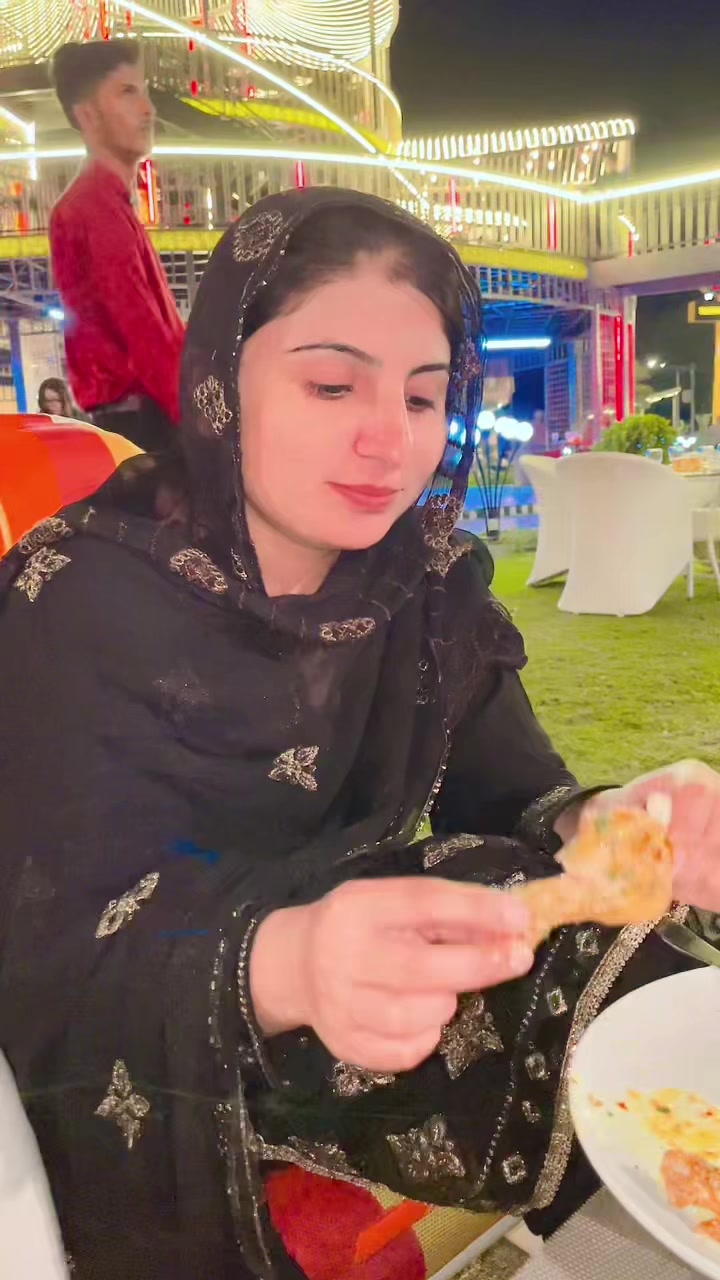 @sania khan