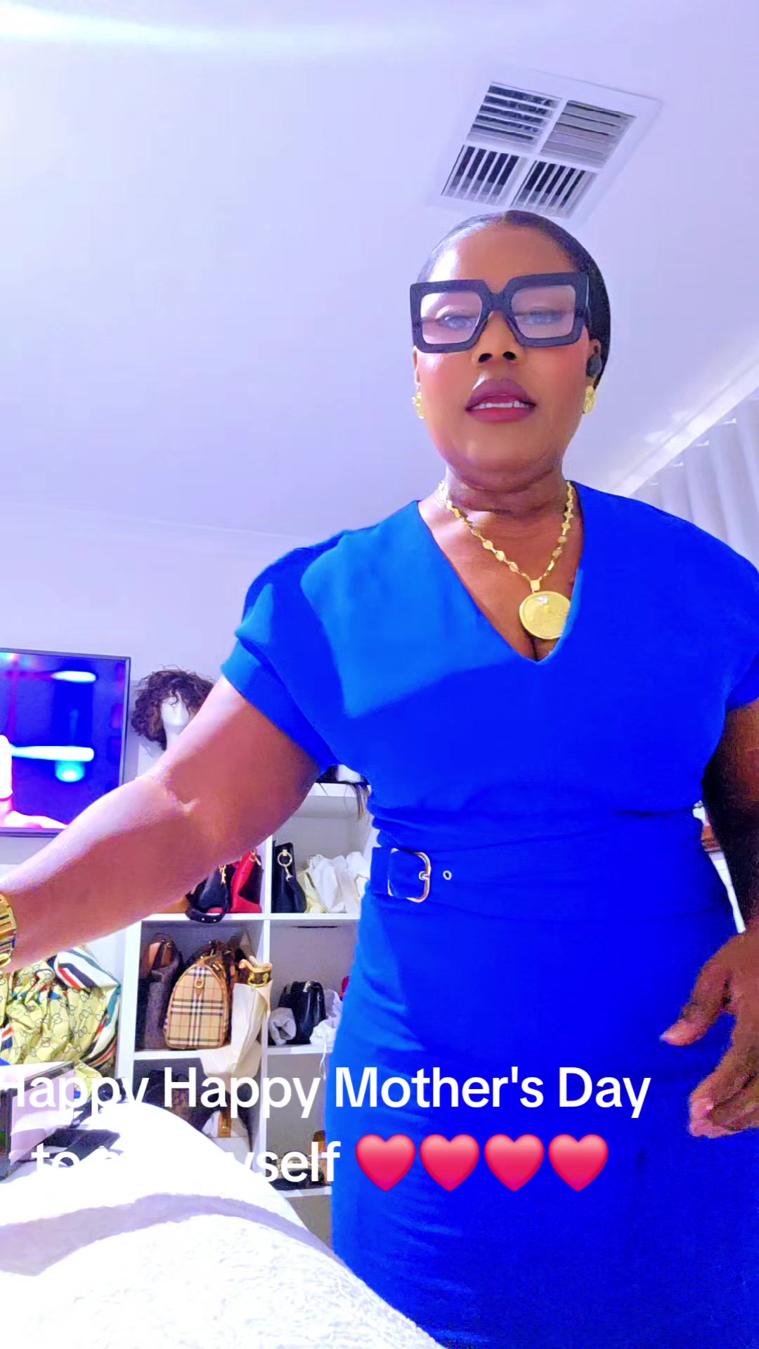 @Rich Aunty Vibe