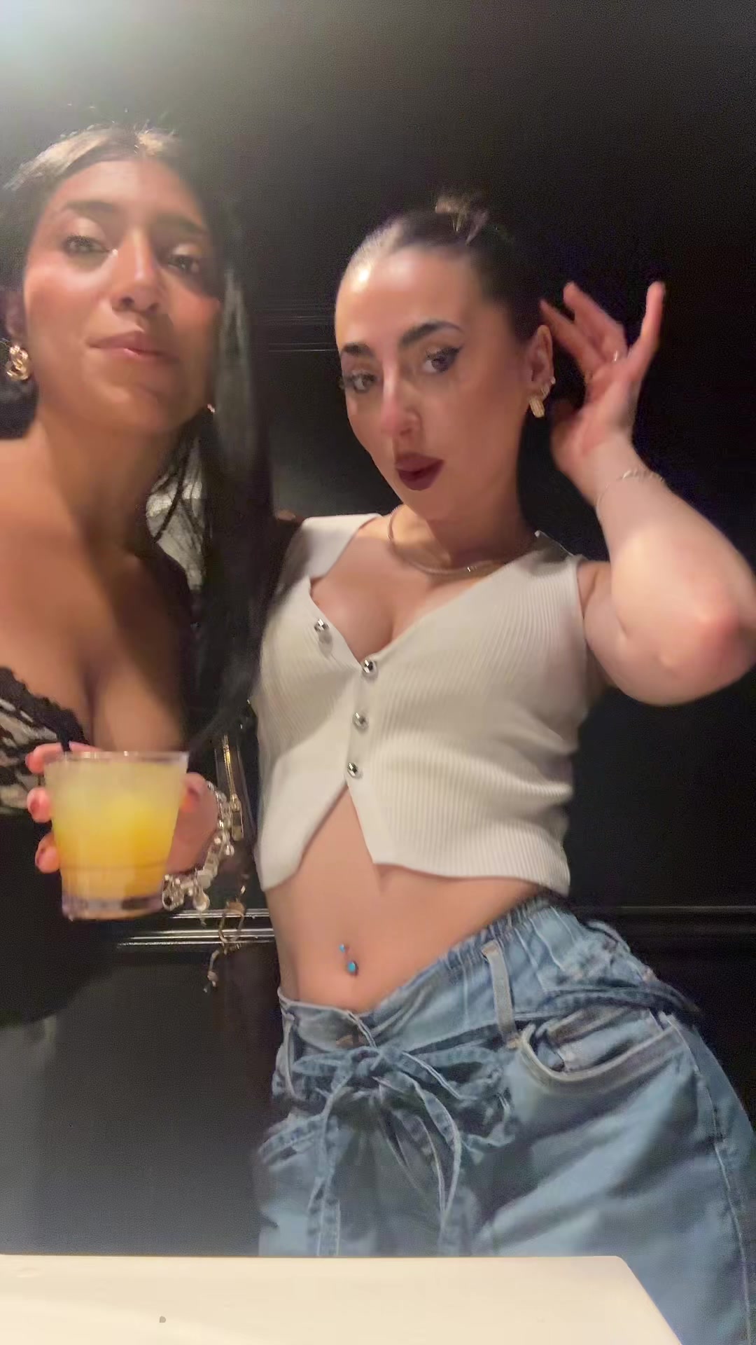 @lizzy.iz.buzy