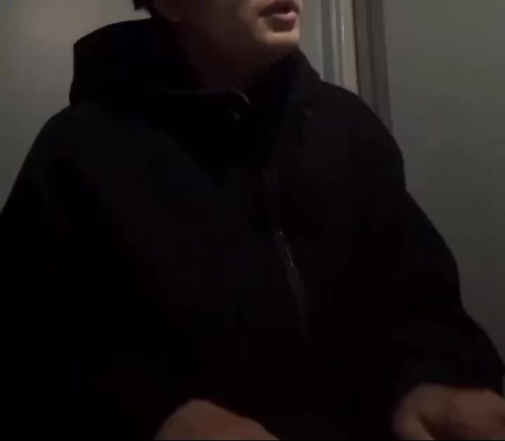 @....