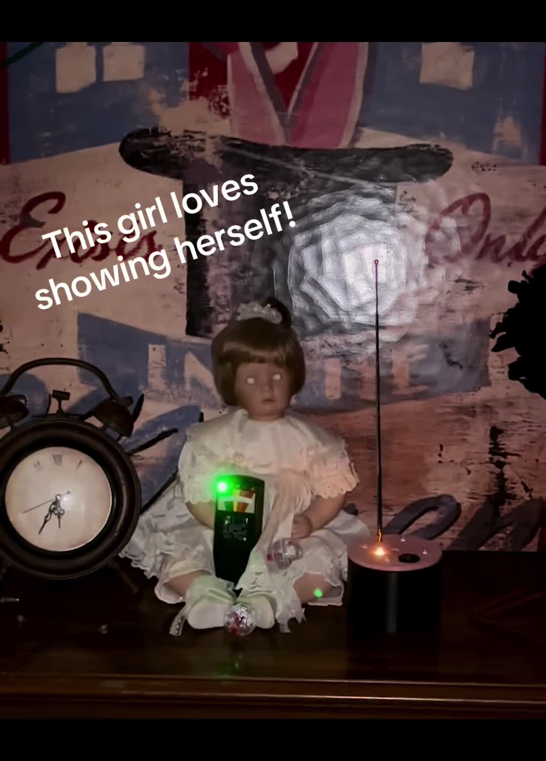 @micHELLe😈