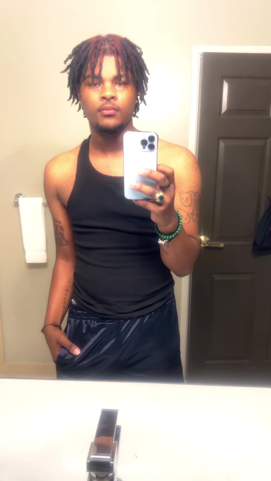 @X&aelig; 🧛🏽