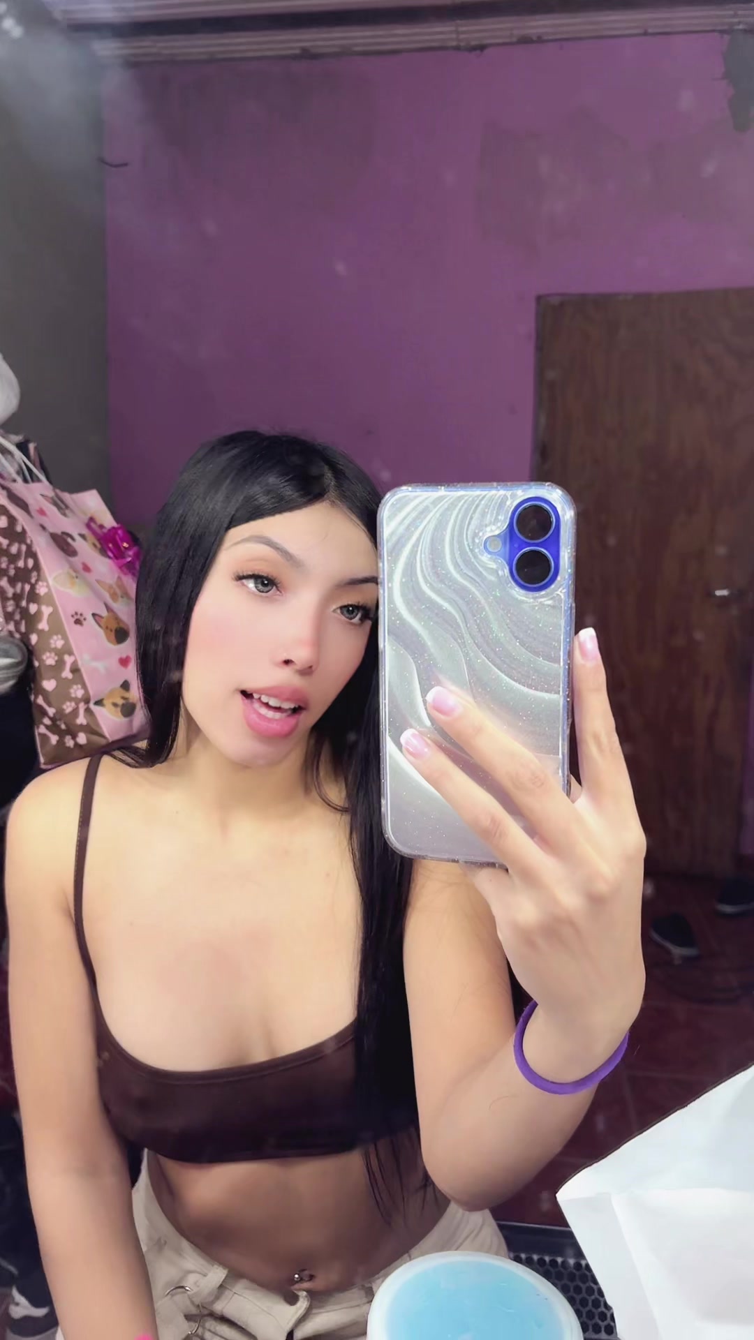 @Morenaa