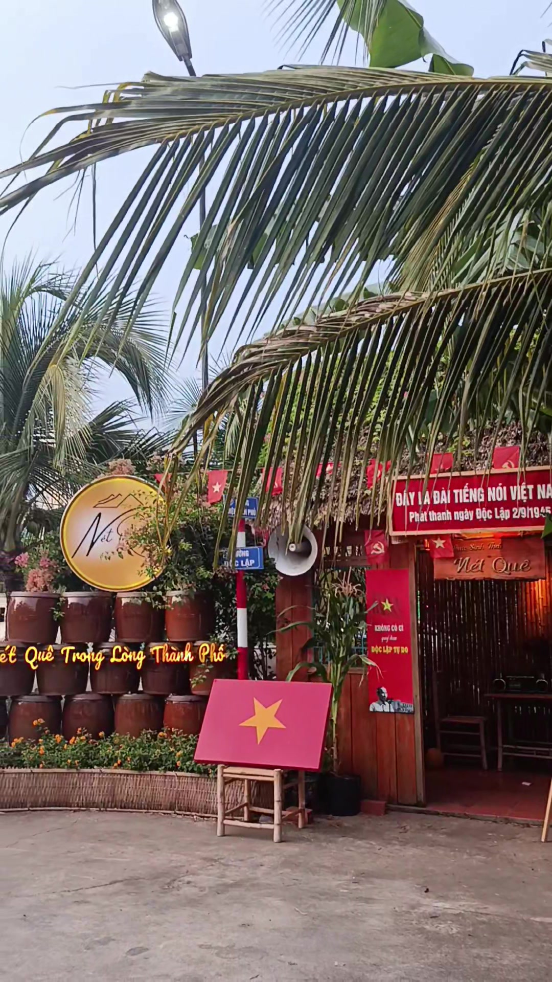 @Nhà Xe Tấn Tài An Giang