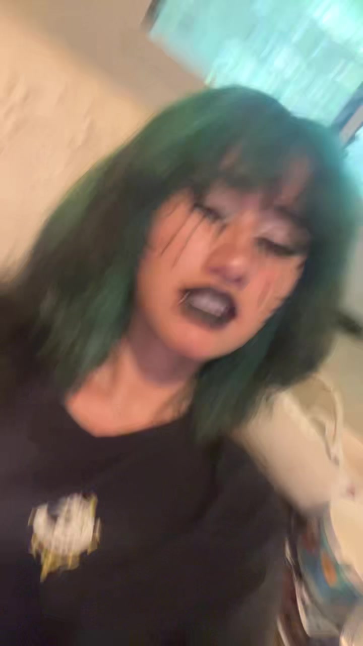 @Nina
