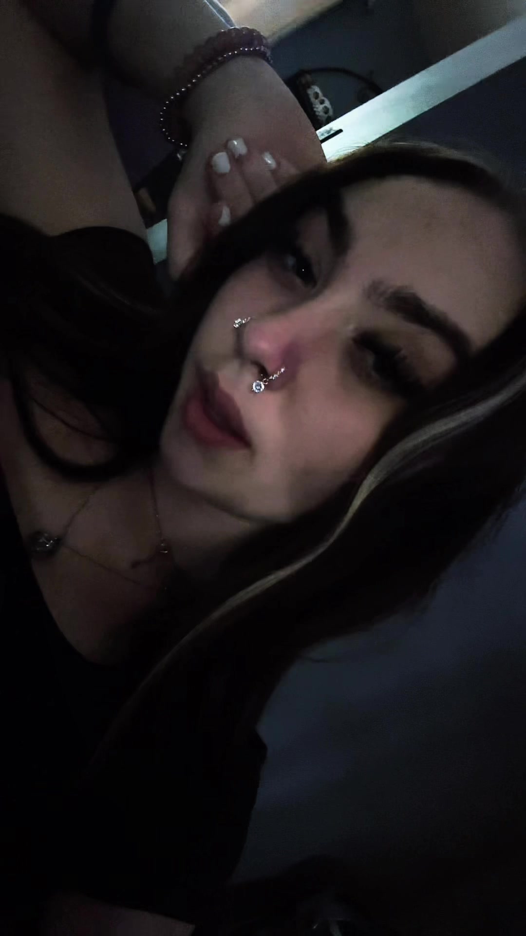 @Layy🤍.