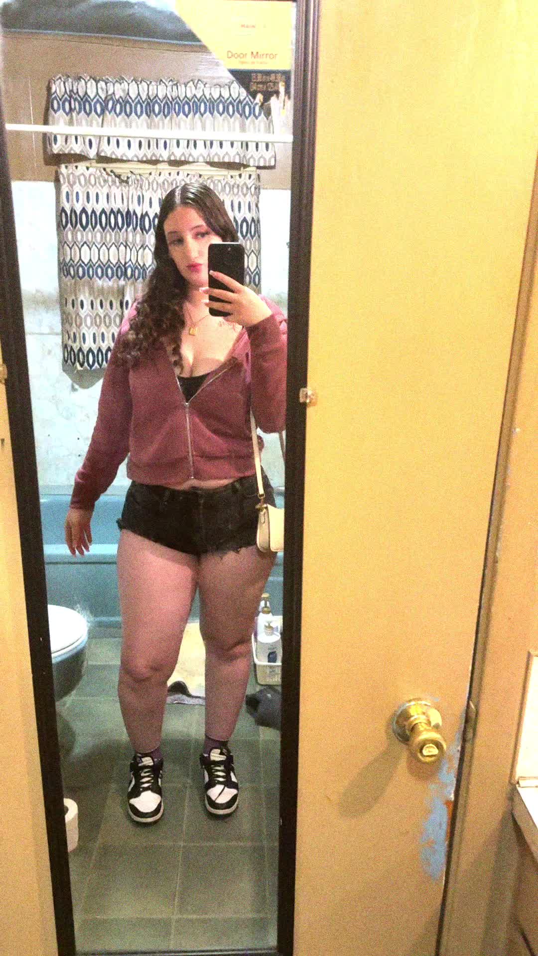 @Heluv_brii