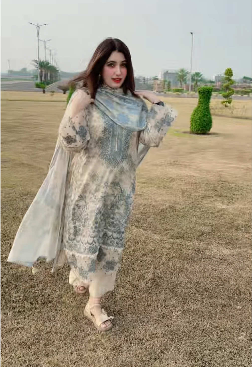 @charming _girl.