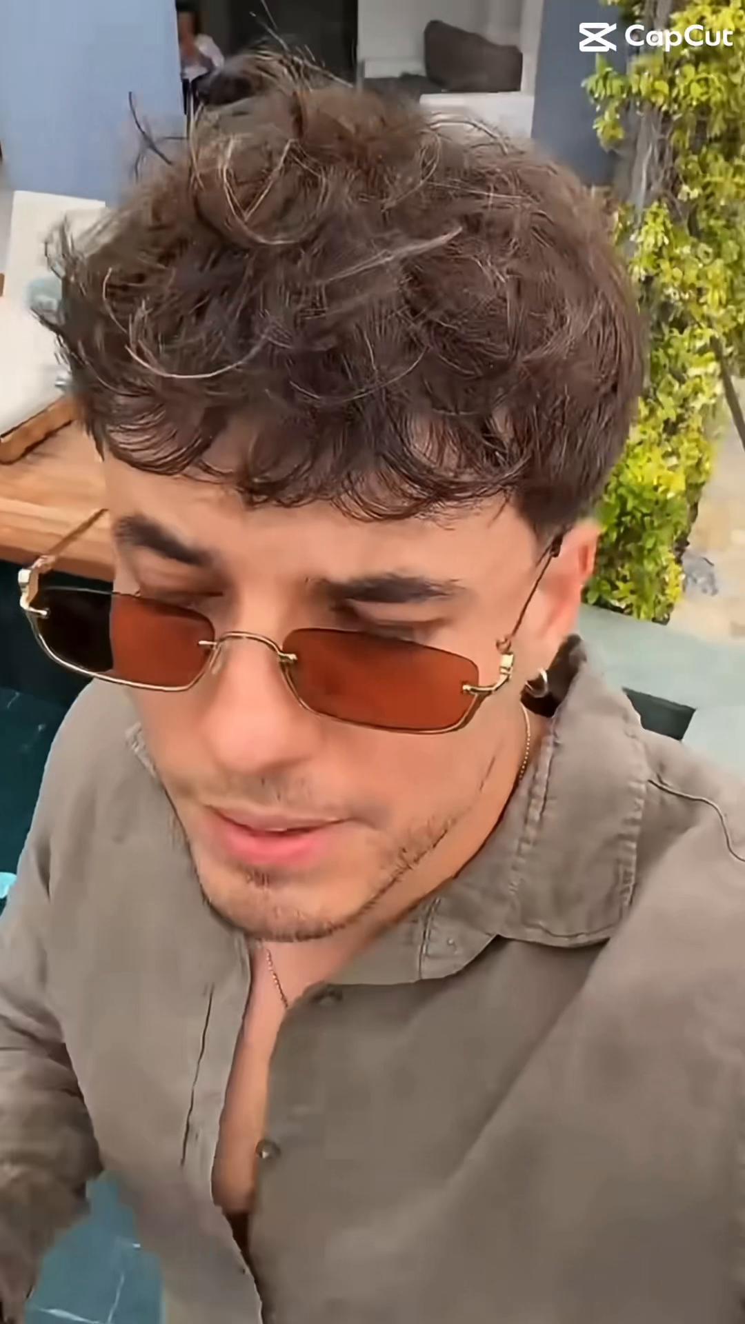 @Undercover