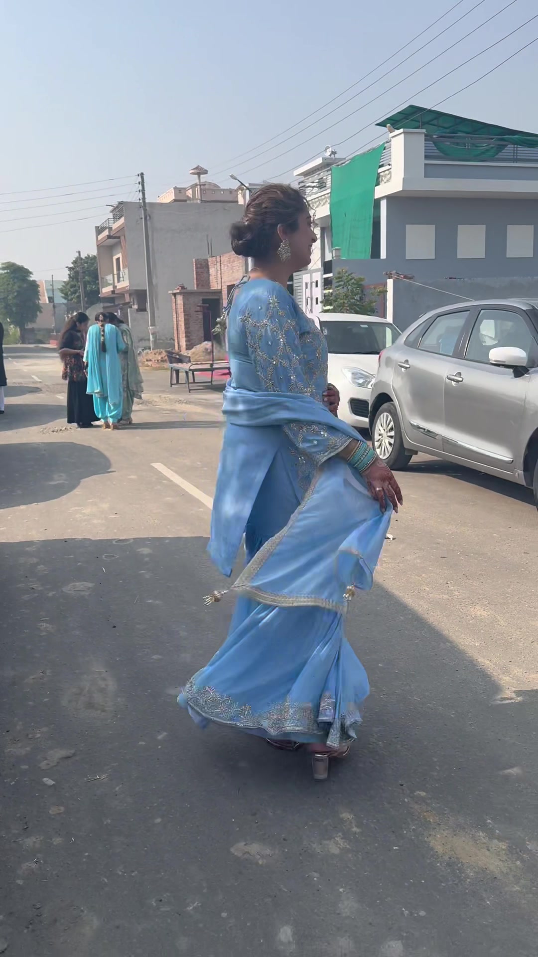 @Dhillon🧿