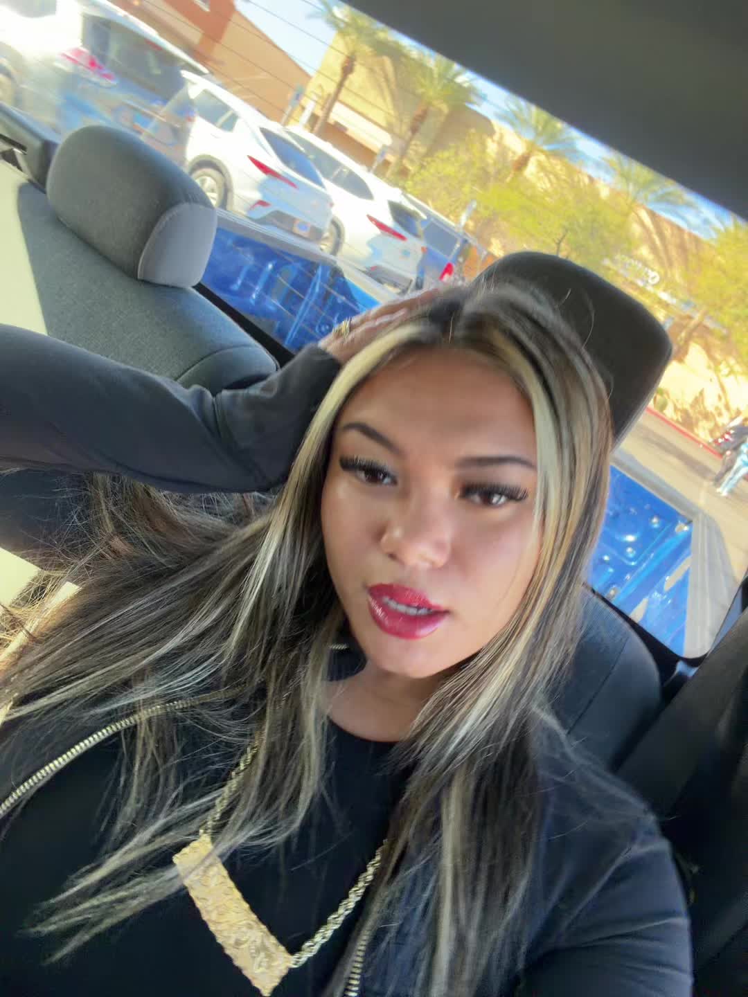 @chevyyminajj
