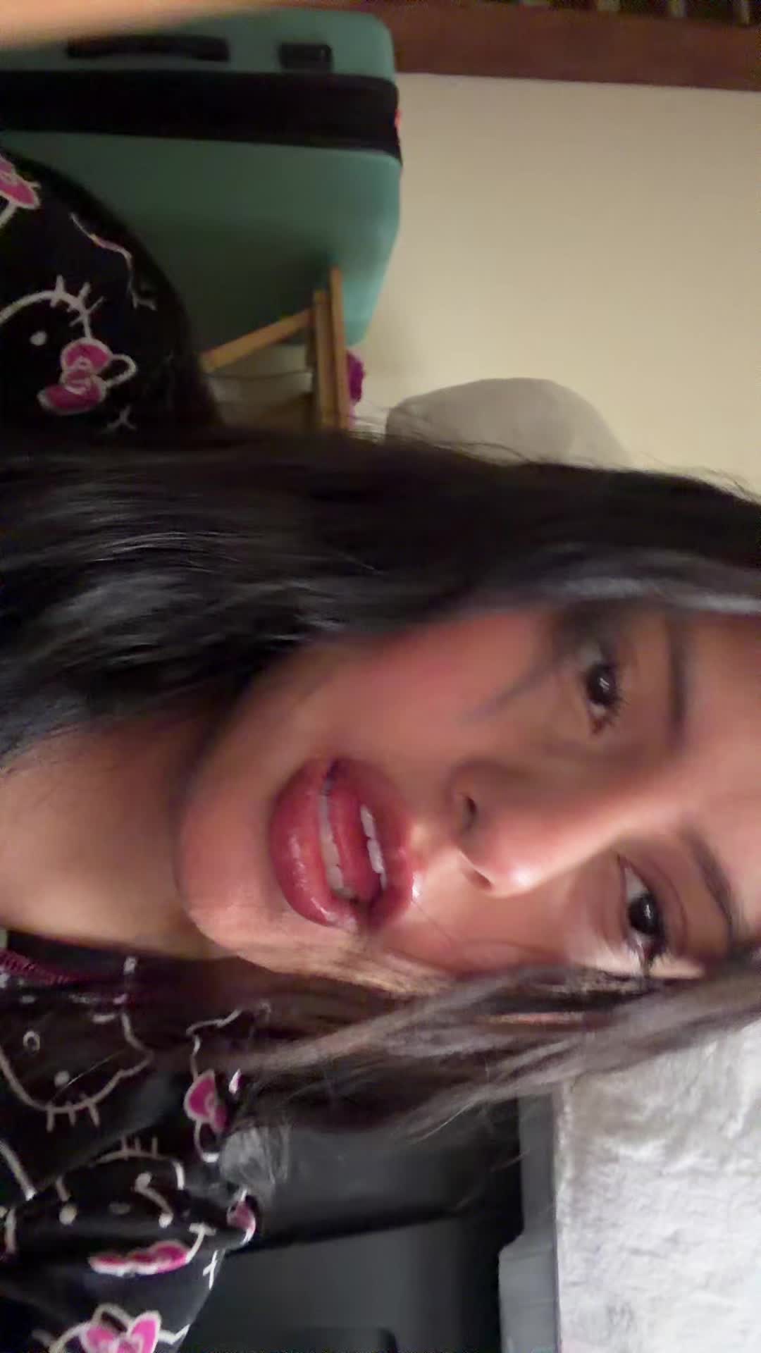 @leshliandrade